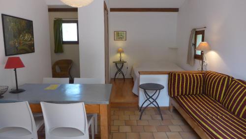 Mirabel-aux-Baronnies Maison | Gîte Marius