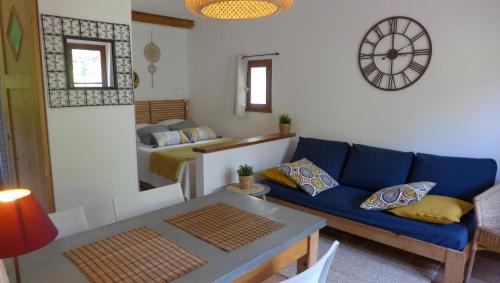 Mirabel-aux-Baronnies Maison | Gîte Marius