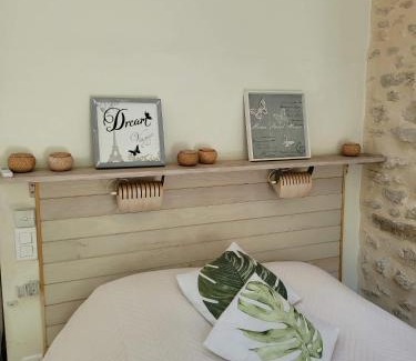 Milly-la-Foret Maison | Gîte Milly - 2 studios en coeur de ville