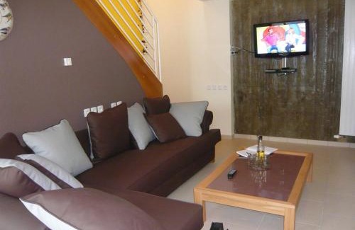 Rebeuville Maison | Gîte moderne à Rebeuville, proche Neufchâteau, 3 ch., accès PMR, pêche, WIFI, tout inclus - FR-1-589-157