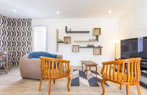 Chaumes-en-Retz Maison | Gîte moderne avec confort, près de la mer, jardin clos, garage, WiFi, et équipements bébé - FR-1-306-1173
