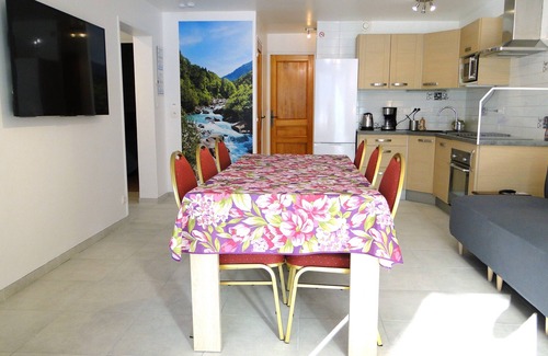 Foncine-le-Haut Appartement | Gîte 1804 Montagnes du Jura avec Spa et Sauna classé 3 étoiles