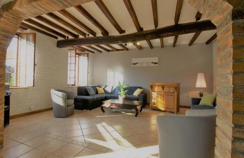 Neuville-sur-Vanne Maison | Gîte Neuville-sur-Vanne, 5 pièces, 8 personnes - FR-1-543-149
