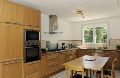 Noe-les-Mallets Maison | Gîte Noé-les-Mallets, 5 pièces, 8 personnes - FR-1-543-203