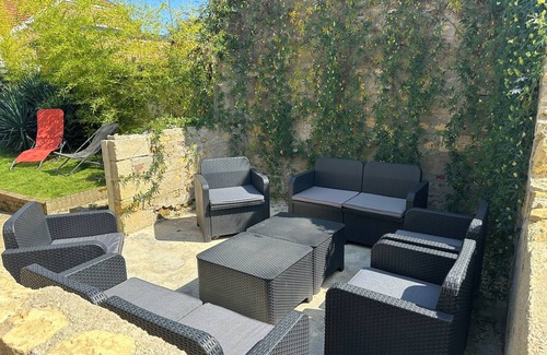 Prix-les-Mezieres Maison | Gîte OPLM 4* - 8 p. Proximité Charleville