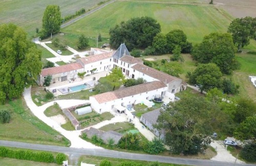 Sainte Gemme Maison | Gîte Platane - 3* - Grande capacité - 5 chambres - 12 pers - Piscine.