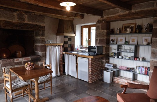 Saint-Bonnet-la-Riviere Maison | Le fournil des hirondelles