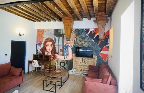 Montaigu-le-Blin Maison | Gîte Pop Art Coloré, 6 pers, Proche Vichy - FR-1-489-519