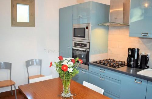 Montlouis-sur-Loire Maison | Gîte près de Tours au cœur des Châteaux de la Loire avec jardin et WIFI - FR-1-381-436