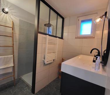 Taurignan-Vieux Maison | Gîte PRAT NAOU - PYRENNEES ARIEGEOISES