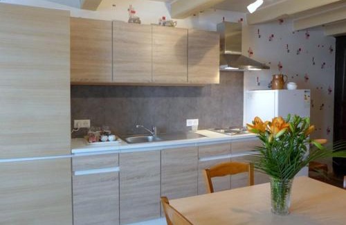 Chaumont-la-Ville Maison | Gîte rénové avec charme, garage et vélos à disposition - FR-1-611-36