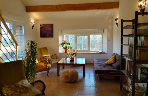 Saint-Etienne-Lardeyrol Maison | Gîte rénové au calme avec Parking privé et Wifi gratuit à Saint-Étienne-Lardeyrol - FR-1-582-332