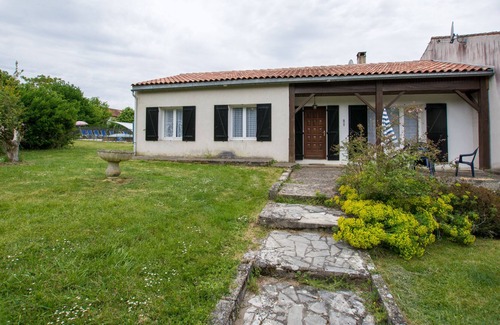Retaud Cottage | Gîte Rétaud, 6-8 personnes, piscine sous abris