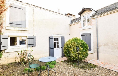 Sable-sur-Sarthe Maison | Gîte Sablé-sur-Sarthe, 1 pièce, 2 personnes - FR-1-410-351