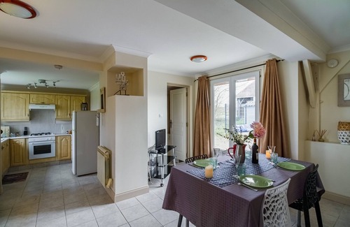 Savignac-sur-Leyze Maison | Gîte Sarlat - Piscine & Jacuzzi
