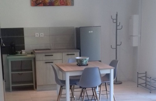 Saint-Vallier Maison | Gîte Tout Confort 4 Personnes au Calme