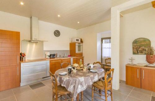 Monnieres Maison | Gîte typique au cœur de Monnières, proche Sèvre, jardin privatif, Wifi, idéal pour pêche et rando - FR-1-306-985