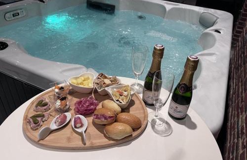 Oudezeele Maison | Gîte Typique des Flandres, 9 Couchages, Grand Jardin, Cheminée, Activités Proches - FR-1-510-16