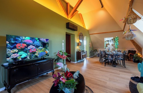 Bennwihr Appartement | Vignes & Tropiques - Piscine - Parking - Wifi - Clim