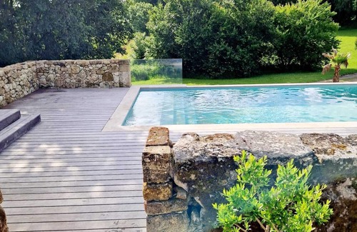 Saint-Romain-la-Virvee Maison | Gîte vinacacia