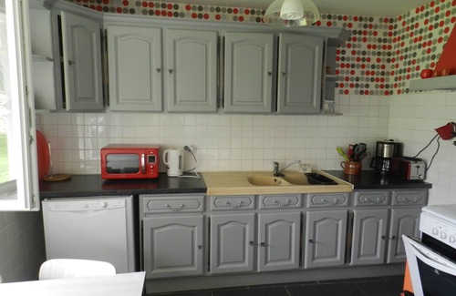 Saint-Secondin Cottage | Gîte 3 étoiles,120m2, parc clos 3000m2 , 40min FUTUROSCOPE, 30 min Poitiers,