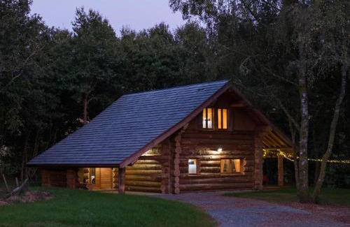 Faux-la-Montagne Chalet De Ski | Gîtes en rondins de Vassivière - Les Fustes de Plazanet
