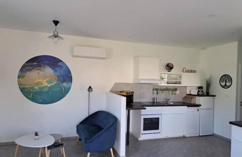 Saint-Medard-de-Guizieres Hôtel | Gîtes À LA source Logement "La Dronne"