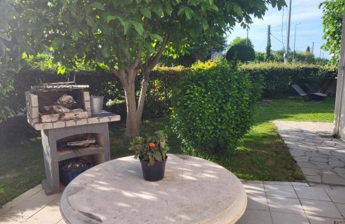 Aussonne Appartement | Gîtes pour groupe climatisé, parking, jardin proche Toulouse, Airbus, MEETT et aéroport