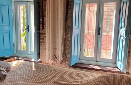 Ayvalik City Center Maison | Gülsün Hanim Konagi