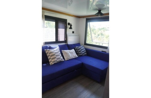 Hayitbuku Cabine | G A I A Tiny Houses - 70 meters to the beach. 2