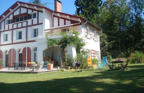 Saint-Martin-d'Uriage Villa | G1 Apartment with beautiful terrace between Grenoble and Chamrousse