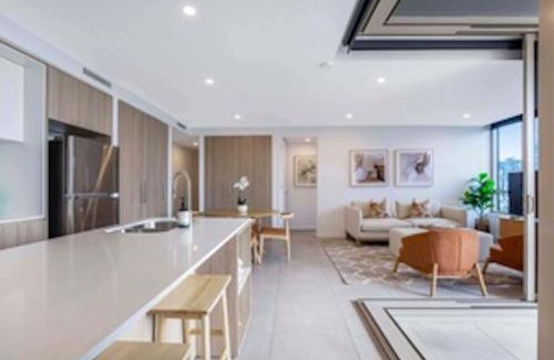 East Brisbane Appartement | Gabba Oasis - Luxury 3BR Apt & Pool