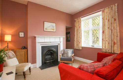 Malvern Maison | Gable Lodge