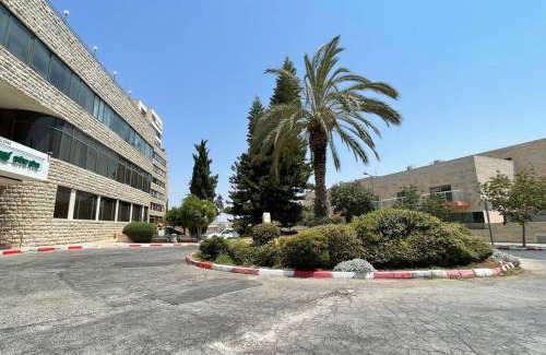 Bayit VeGan Appartement | Gabriel Apartments - Brand Designed Apt in Bayit Vegan 5min to SHAAREI ZEDEK HOSPITAL