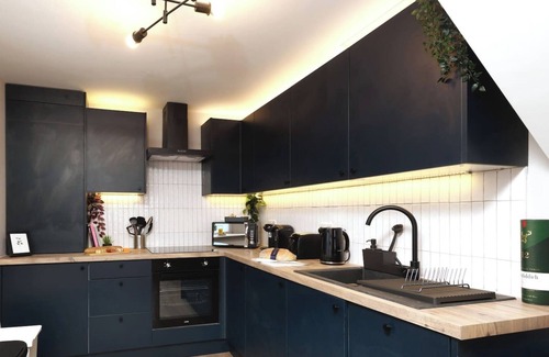 Plasnewydd Appartement | Gad Suite by Koya Homes