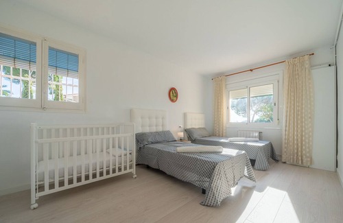 Condado del Jaruco Villa | GALA LUX, VILLA AVEC PISCINE EN URBANISATION PROCHE DU CENTRE DE LLORET DE MAR