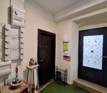Saint-Paul-de-Fenouillet Appartement | Galamus Bonheur ! 2-3 jours si vous restez, le prix est bien baissé !