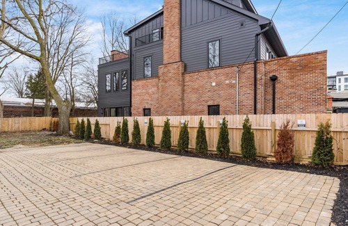 Short North Maison | Galla House On High Street! FREE Parking!