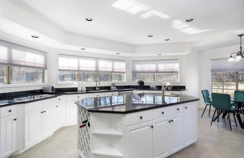 Stonecrest Maison | Gallery Greens at Rumbling Bald