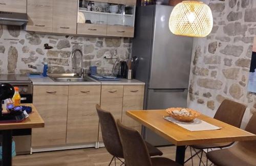 Plouti Maison | Gallery House Plouti