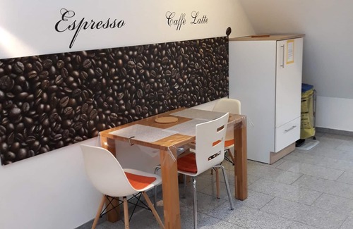 Stein Appartement | Galerie de vie. Lena-Marie, * CLIMATISATION *, Nuremberg / Stein près du château Faber-Castel