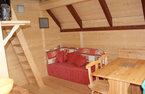 Sainte-Fortunade Cabine | hutte gauloise domaine du moulin de lachaud