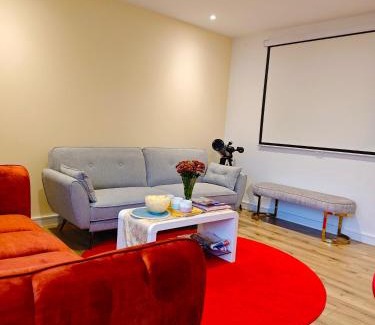 Roscoe Maison | Galway Paradisus