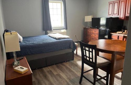 Antes Fort Hôtel | Gamble Farm Inn and Suites