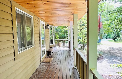 Harbert Maison | Game Room, 4 Min to Warren Dunes, Fire Pit and More!