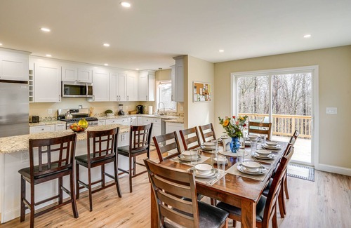 Greenville Maison | Game Room + Deck: Secluded Catskills Retreat