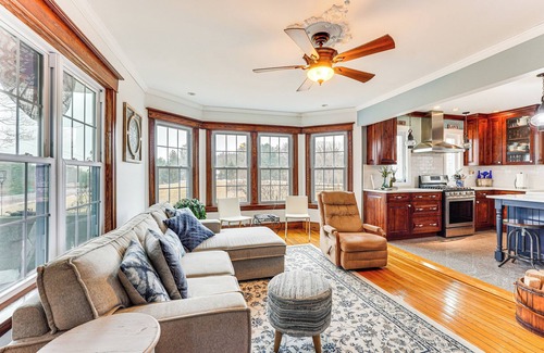 Sparrow Bush Maison | Hike, Fish, Ski & More: Spacious Gem in Catskills!