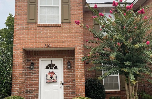 Auburn Copropriété | Gameday Condo 2 miles from Campus!