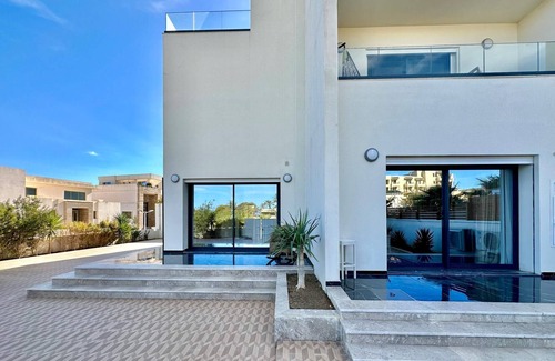 Gammarth Appartement | Gammarth Touristique piscine commune bord de mer