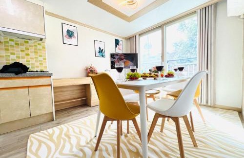 Jung-gu Appartement | Gamseong house next to Sung Sim Dang